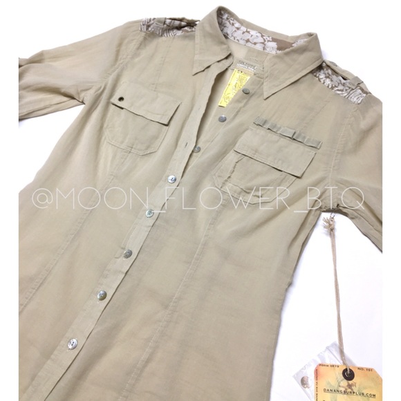 Da-Nang Woven Mastic Button Up Blouse • Tan Floral Trim • Roll Tab Sleeves - Picture 5 of 13